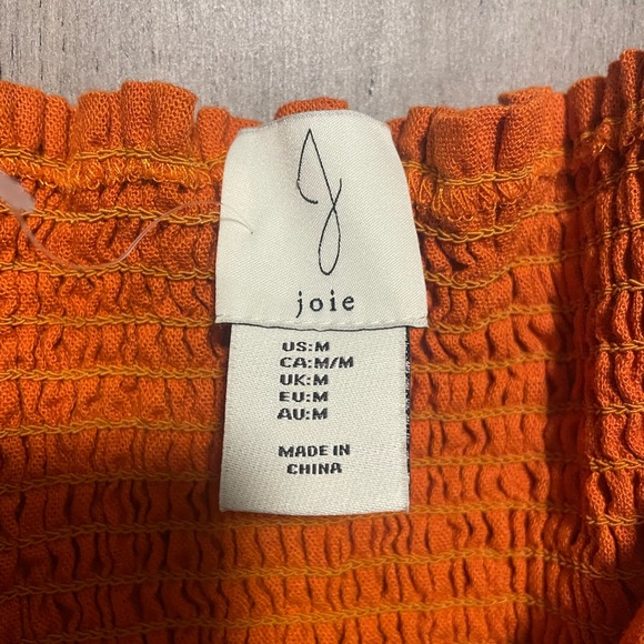 Woman’s size medium halter top/shirt - Picture 4 of 5